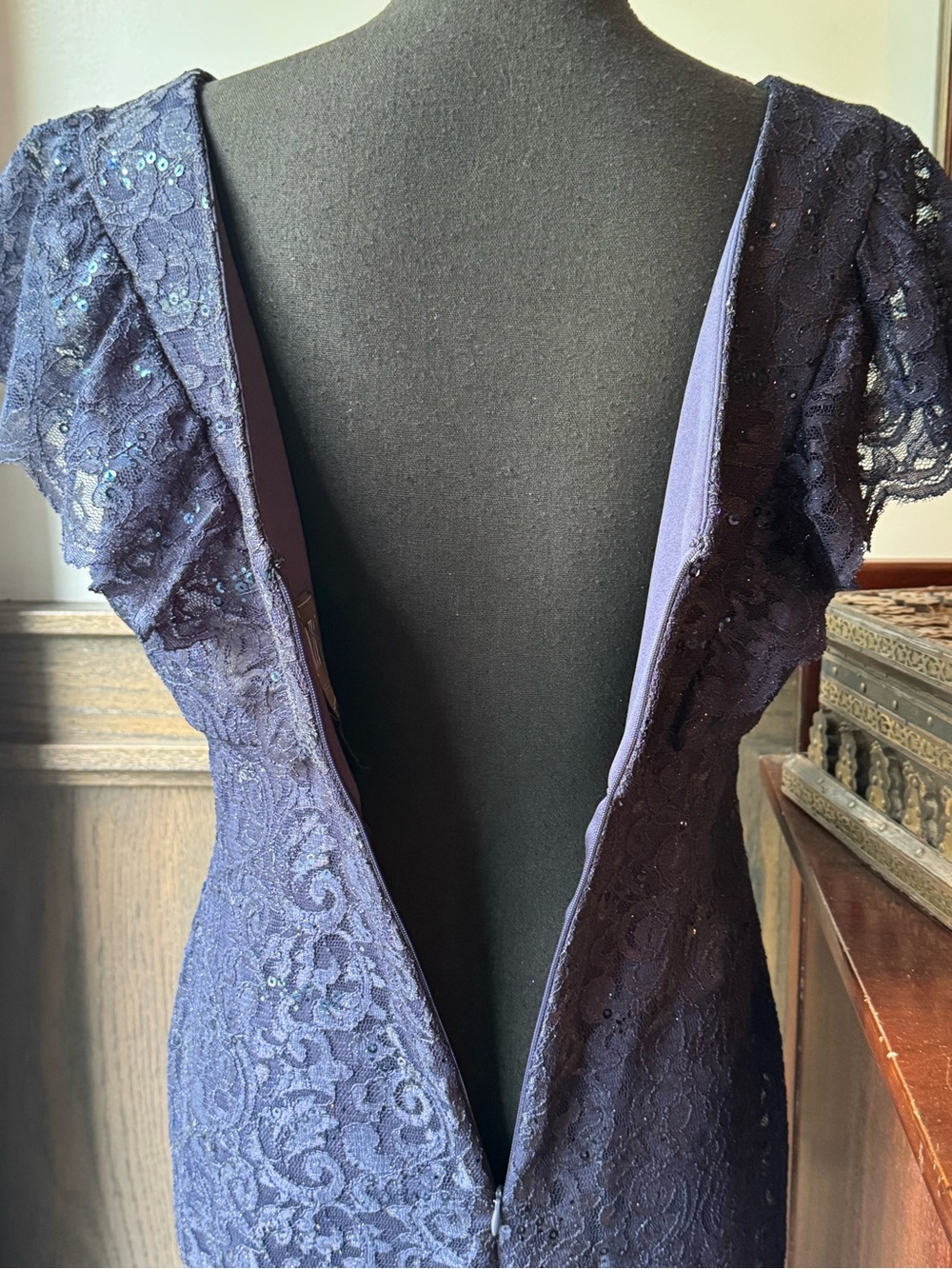 Night Way Collections Navy Lace V-Neck Midi Dress 14 EUC - Picture 7 of 8